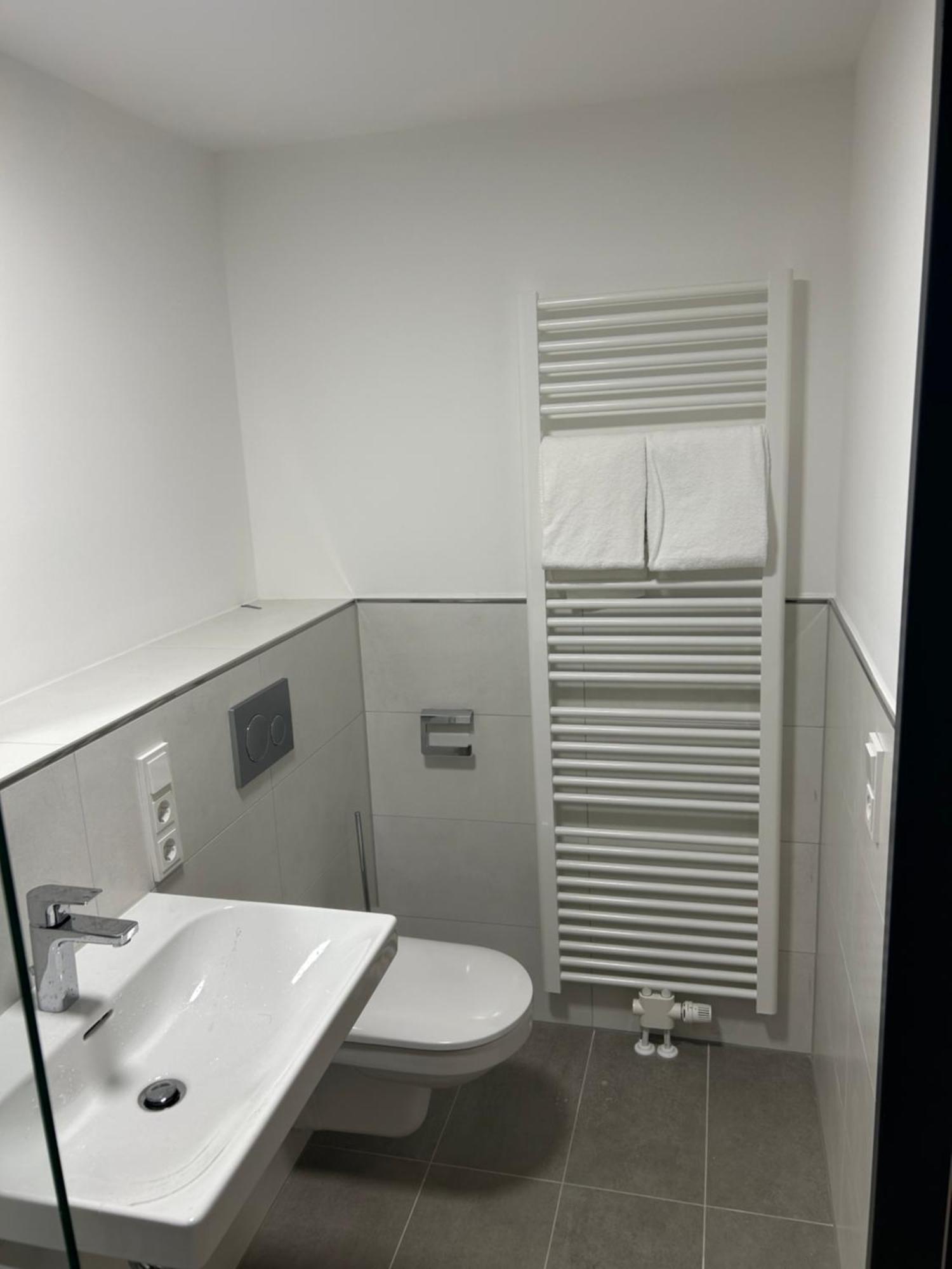 Munique Hotel Muenchen Unterschleißheim Exteriör bild